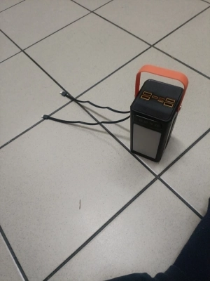 8303042-large-review-poverbank-100000mah.webp